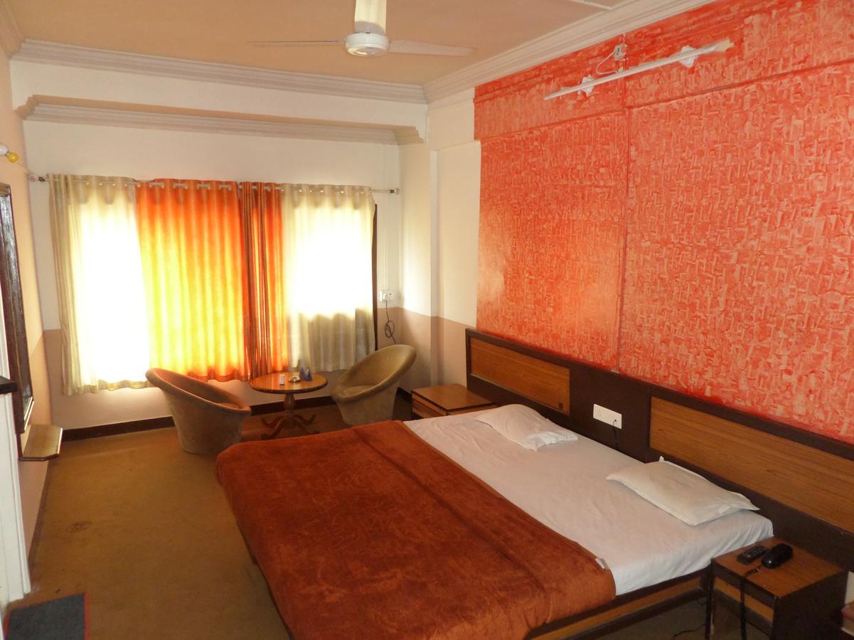 Hotel Ayodhya Nashik Ngoại thất bức ảnh
